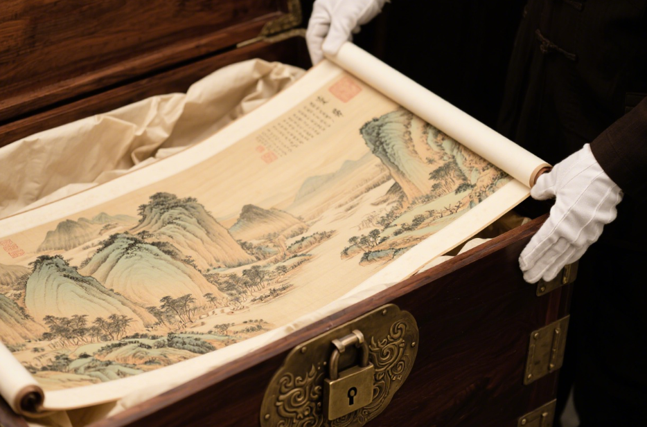 北京上门回收字画 北京丰宝斋以实体服务筑牢藏家交易信任
