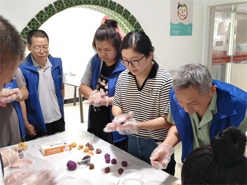 湖州市：暖胃暖心——颐养中秋与老残相伴
