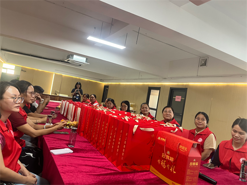 广东惠州：情满中秋暖心致敬奉献者