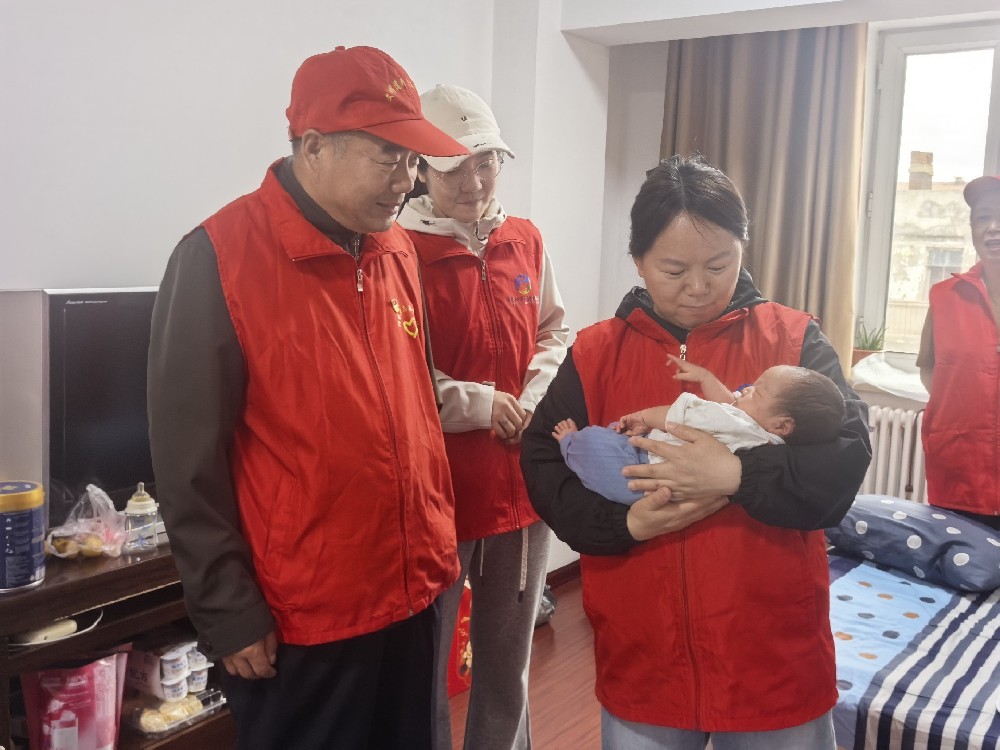哈尔滨：危难见真情 志愿显担当